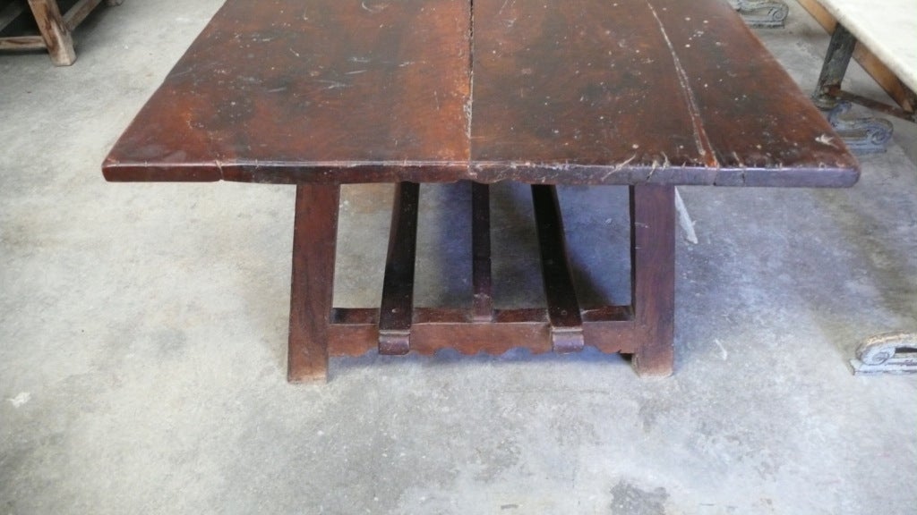 Late 17th./Early 18th. Century Walnut Spanish Table In Good Condition In Houston, TX