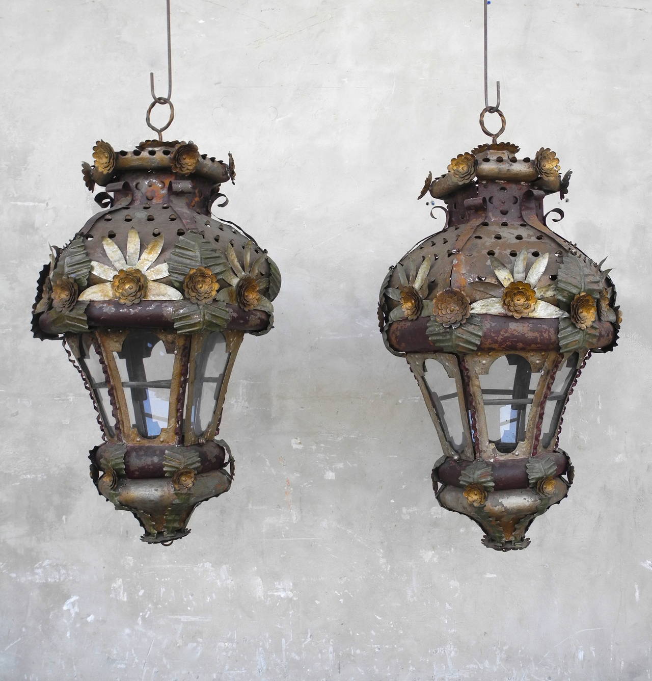 Pair of Venetian tole lanterns from the entrance arch of a villa on the Grand Canal of Venice, circa 1800.