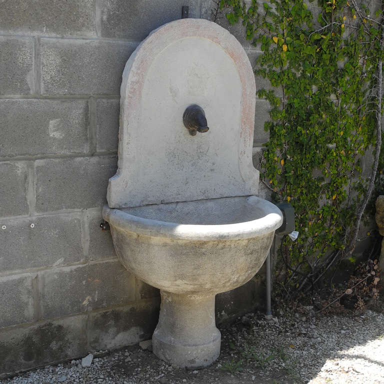 Antique Stone Fountain In Excellent Condition In Houston, TX