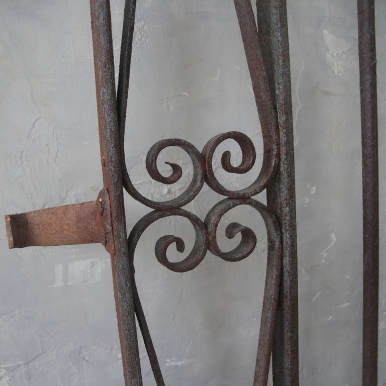 Antique Pair of 18th Century Iron Window Grilles from Uzes, France In Excellent Condition In Houston, TX