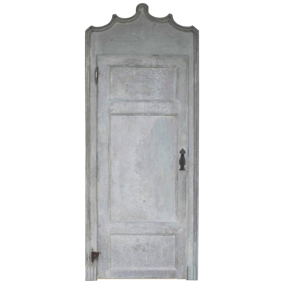 18th c. Door in Surround