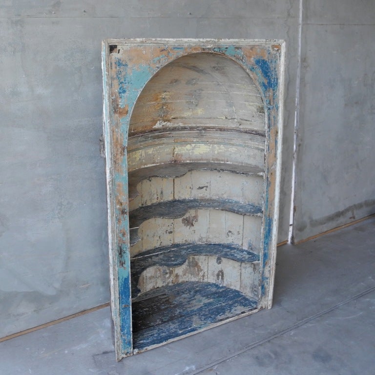 Antique 18th Century Wooden Niche with Shelves from England In Good Condition For Sale In Houston, TX