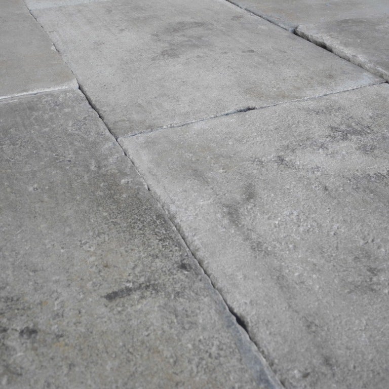 18th c. Limestone Flooring 3