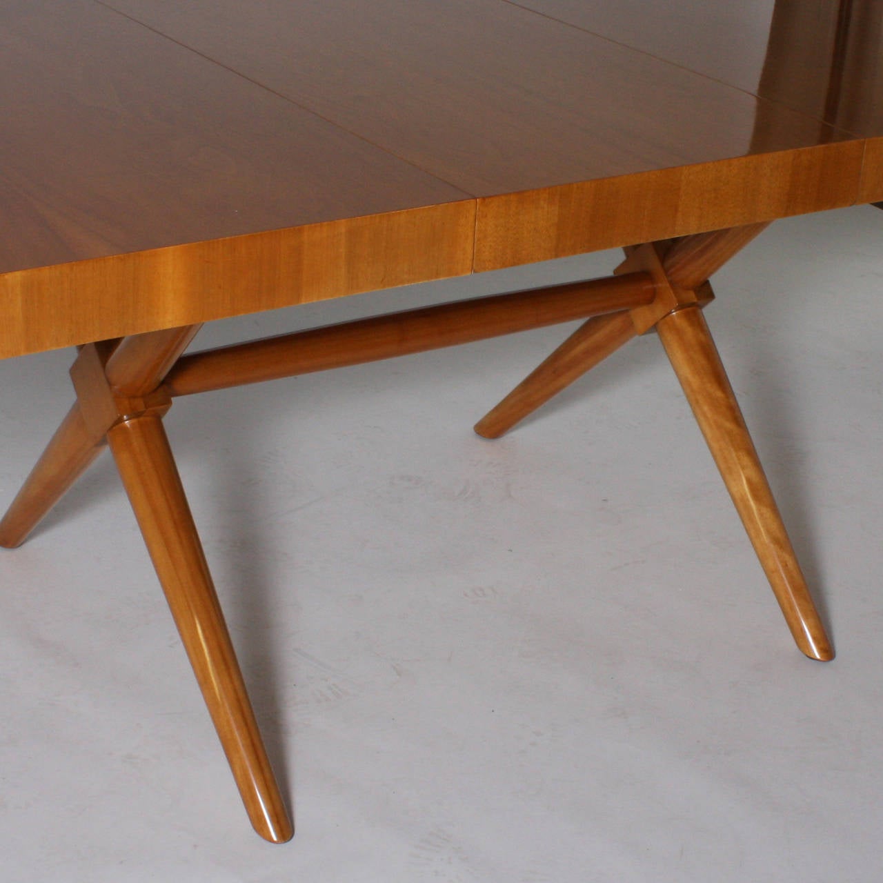 American T.H. Robsjohn-Gibbings Dining Table with Leaf Extension, circa 1960