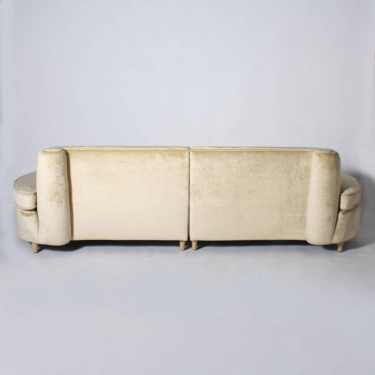 French Two-Piece Curved Sectional Sofa, circa 1940 In Good Condition In Dallas, TX