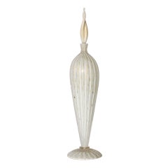 Ivory Murano decanter with gold inclusions and swirled stopper