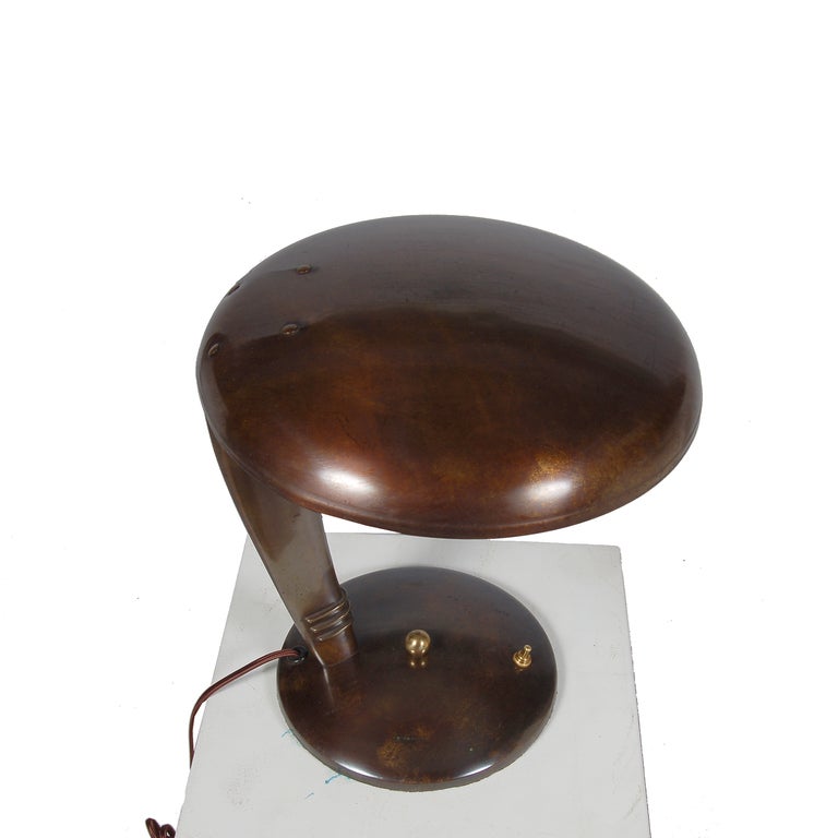 Cobra Table Lamp by Norman bel Geddes In Good Condition In Hudson, NY