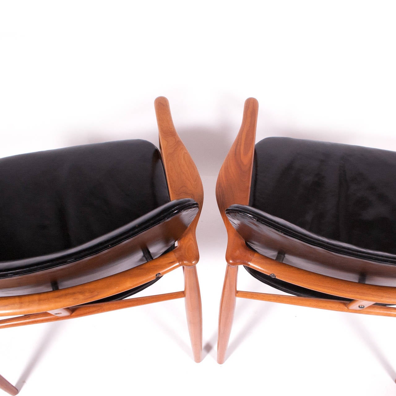 Finn Juhl Pair of Armchairs 1948 for Baker In Excellent Condition In Hudson, NY