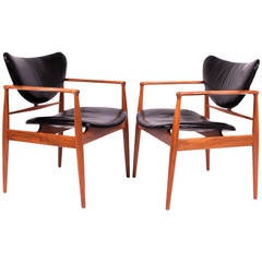 Finn Juhl Pair of Armchairs 1948 for Baker 11