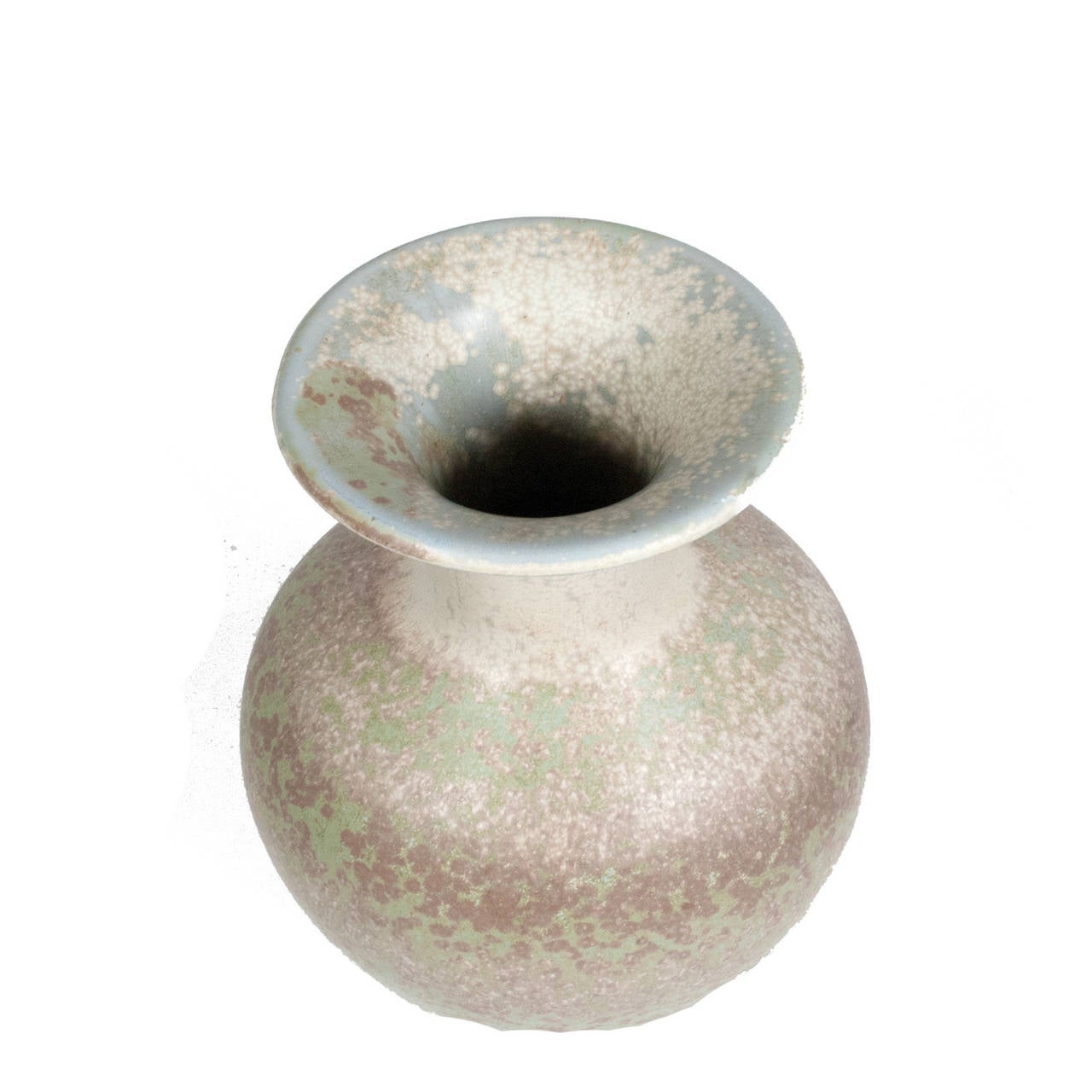 Classical shaped vase with mottled egg shell glaze. Made by Rorstrand. Design in 1940s. Similar example Svensk 1900tals keramik page 91.