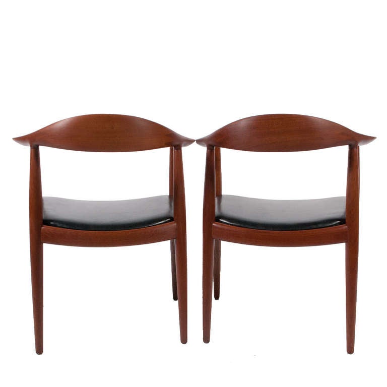 Danish Pair of Classic Chairs by Hans Wegner