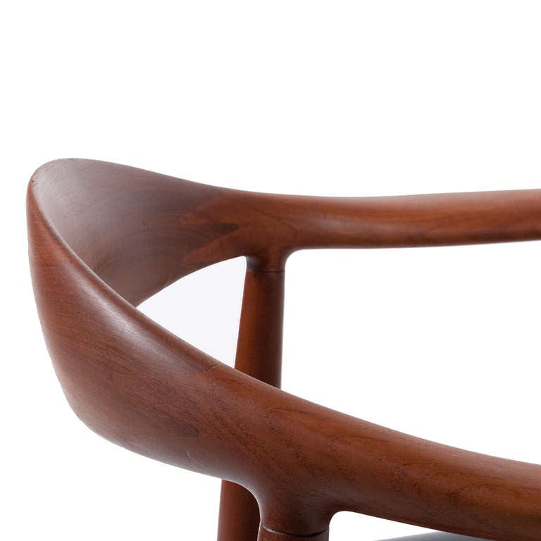 Pair of Classic Chairs by Hans Wegner 1