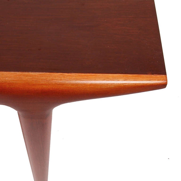 Mid-20th Century Dining Table by Carlo di Carli