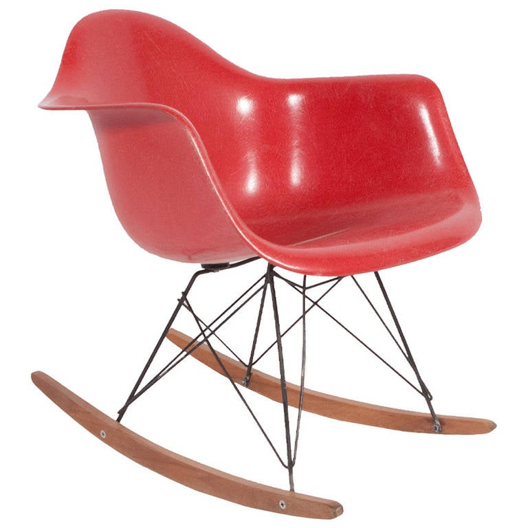 RAR Rocking Armchair by Charles Eames For Sale at 1stdibs
