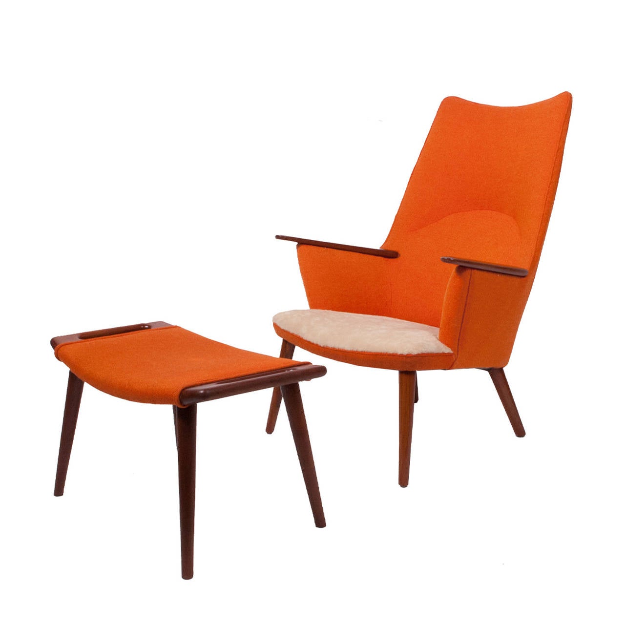 Mid-20th Century AP-27 Easy Chair and AP-29 Ottoman by Hans Wegner