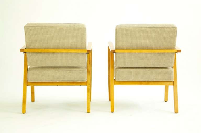 Mid-Century Modern Pair of Franco Albini Lounges