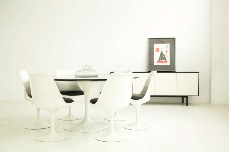 Early Eero Saarinen Dining Set 1