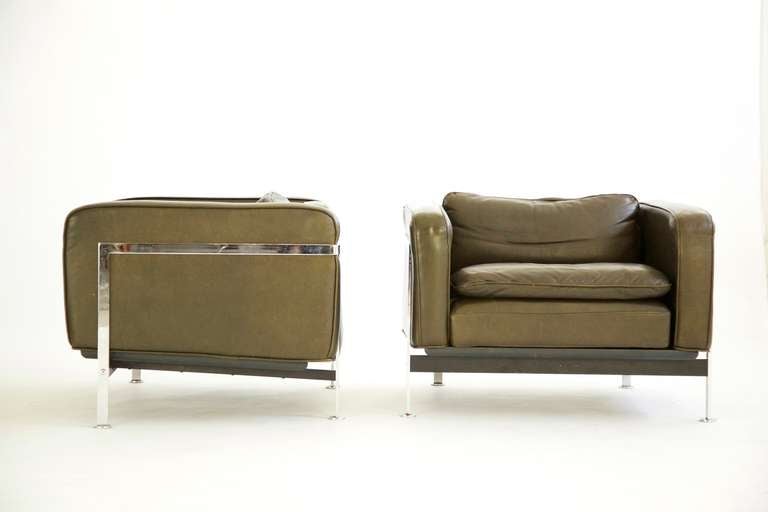 Pair of Robert Haussmann Green Leather Lounge Chairs In Good Condition In Chicago, IL