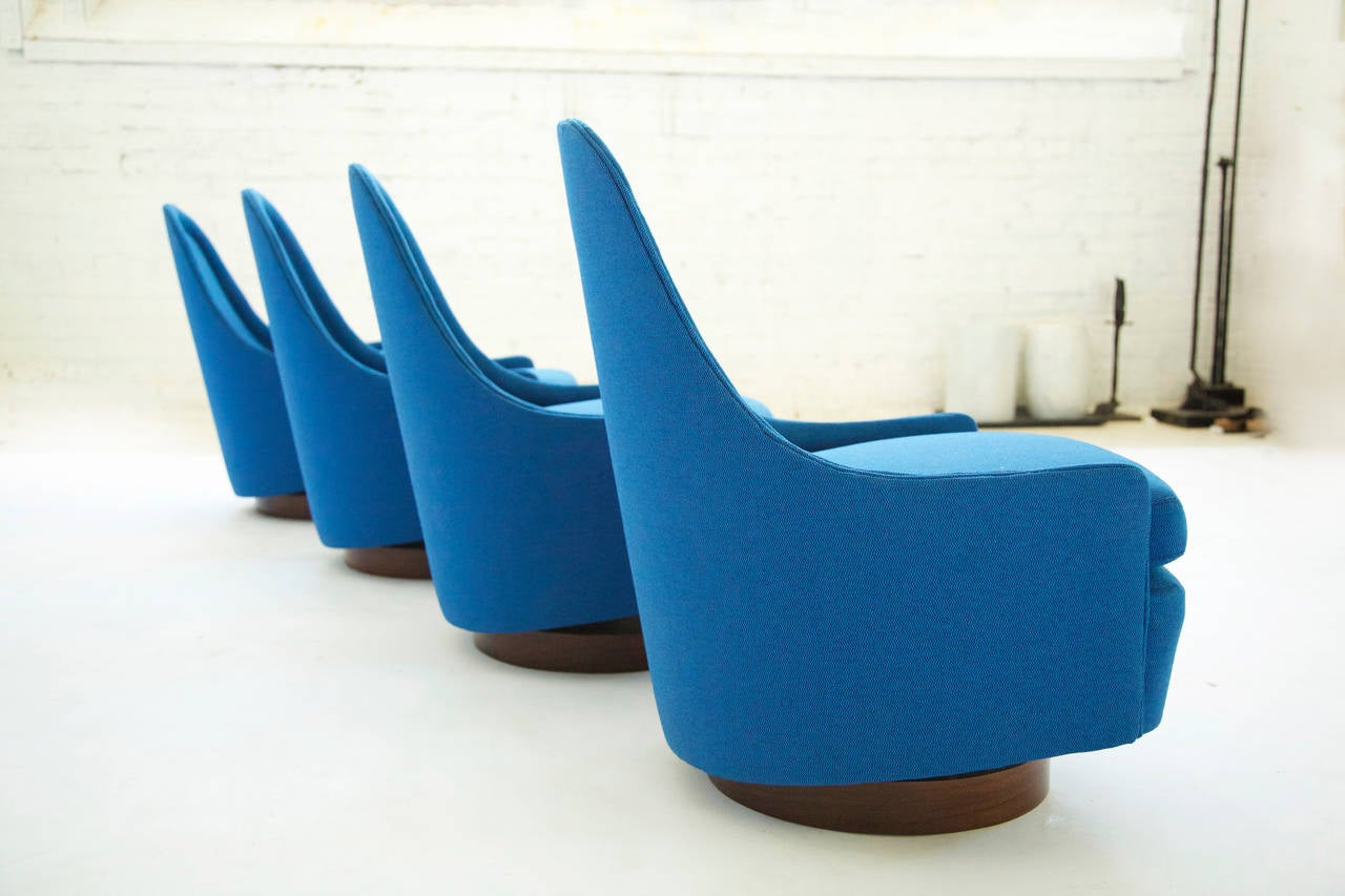 Late 20th Century Four Milo Baughman Swivel Lounge Chairs