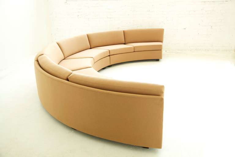 Curved Sectional Sofa by Milo Baughman In Excellent Condition In Chicago, IL