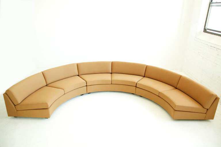 Mid-Century Modern Curved Sectional Sofa by Milo Baughman