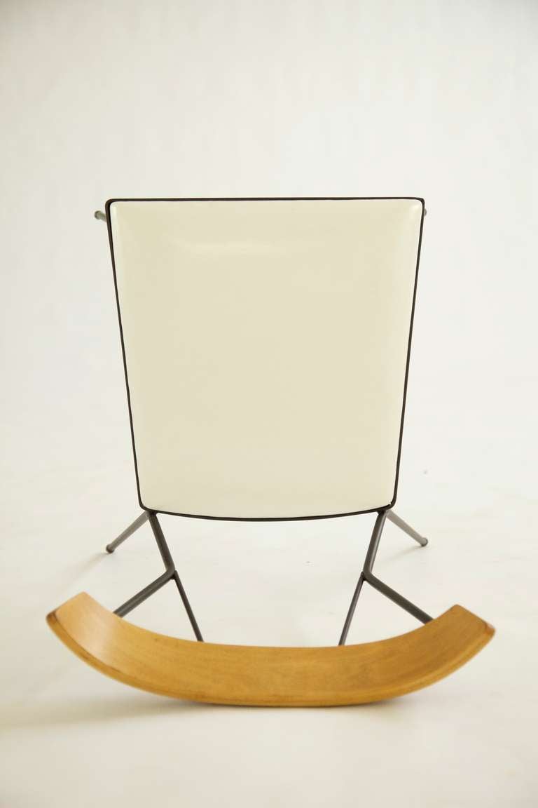 Set of 4 Wrought Iron chairs by Paul McCobb In Excellent Condition In Chicago, IL