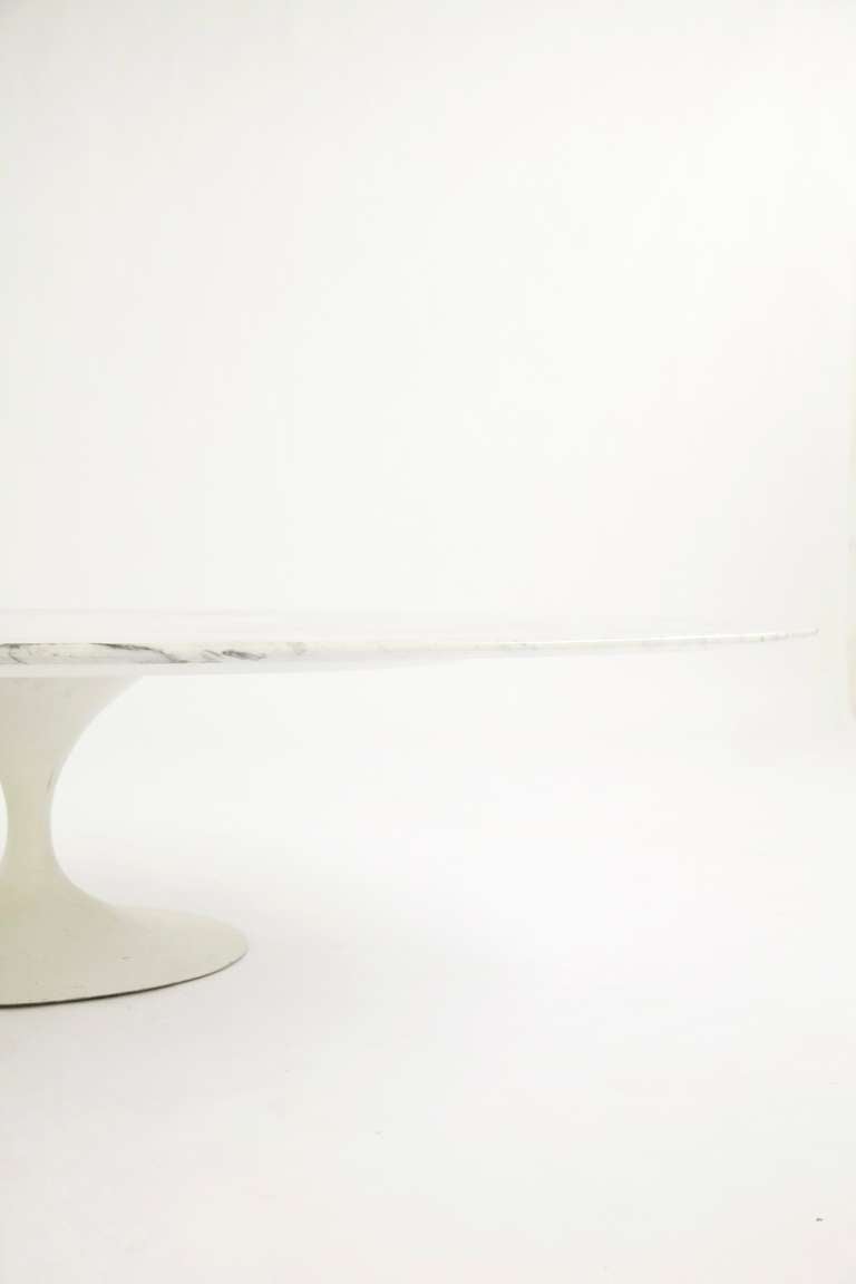 Eero Saarinen Custom Tulip Coffee Table In Excellent Condition In Chicago, IL