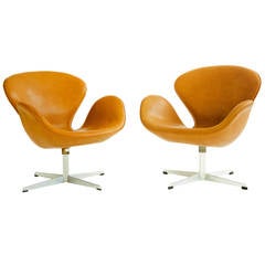 Vintage Pair of Arne Jacobsen Swan Chairs