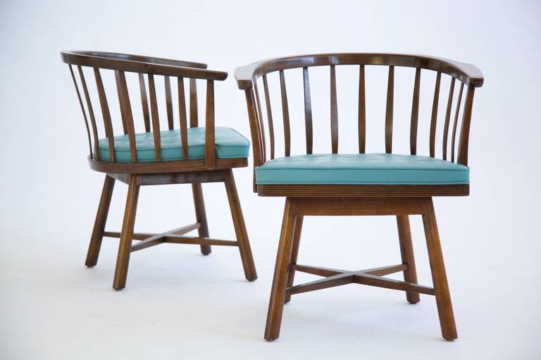 Mid-Century Modern Pair of Edward Wormley Revolving Chairs