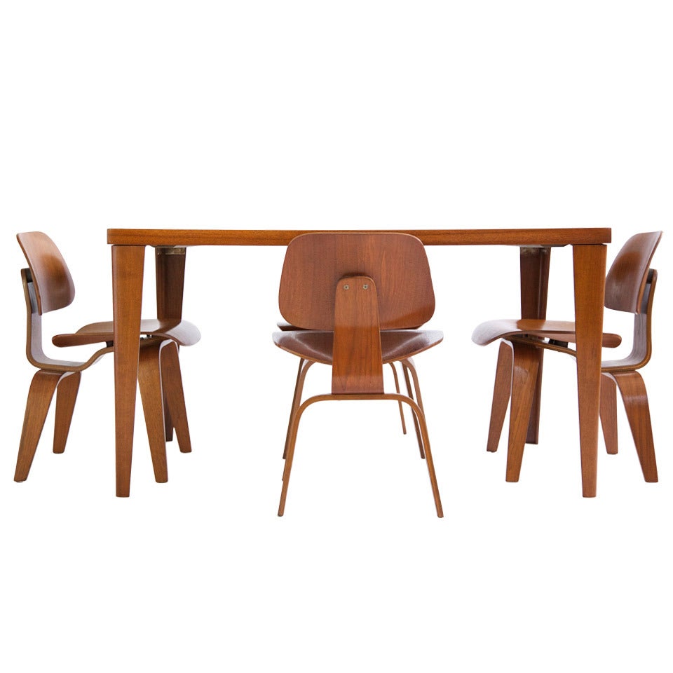 Charles Eames Dining Set at 1stDibs