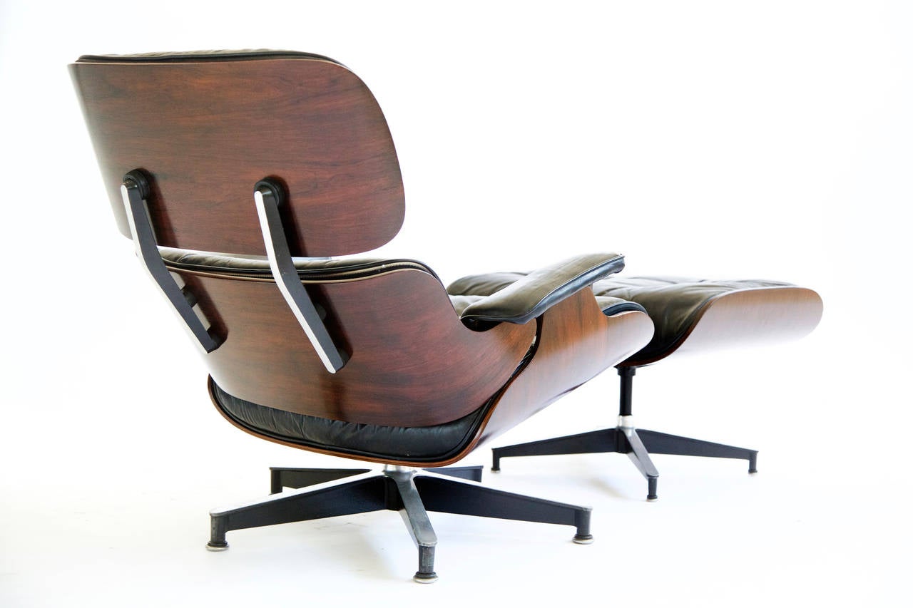 Mid-20th Century Eames 670 Lounge Chair and Ottoman