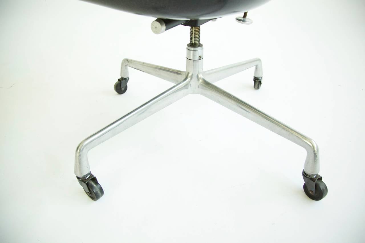 Aluminum Charles Eames EC-178 Desk Chair