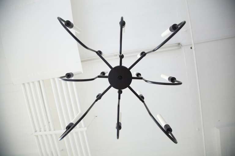 Lightolier Chandelier In Excellent Condition For Sale In Chicago, IL