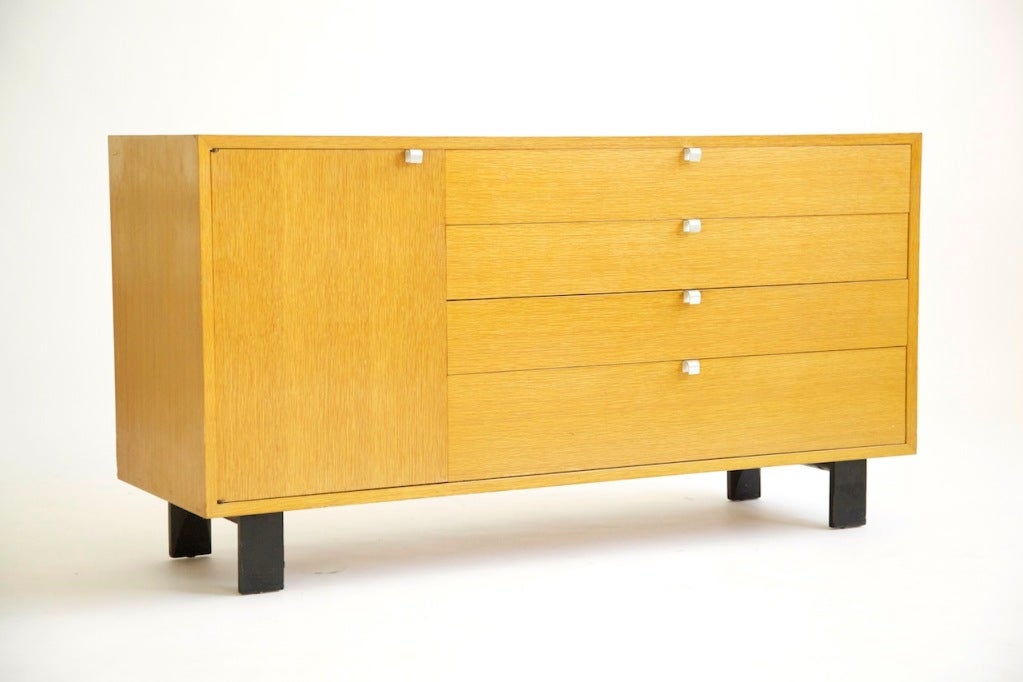 Nelson for Herman Miller, Case model 4712
Adjustable shelves,removeable dividers in drawers