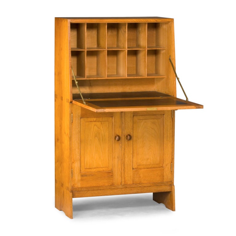 A Cotswold School Bureau