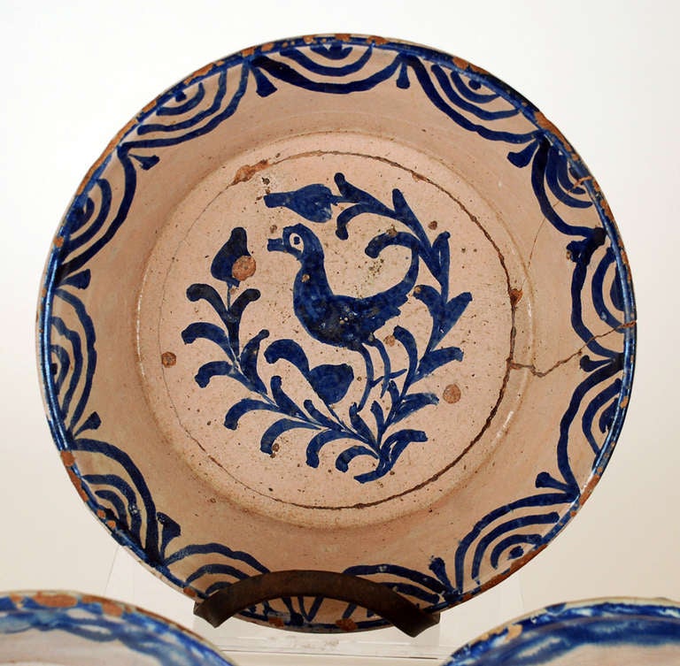 A Collection of Three Good 19th Century Spanish Granadino Blue on White Chargers In Good Condition In San Francisco, CA