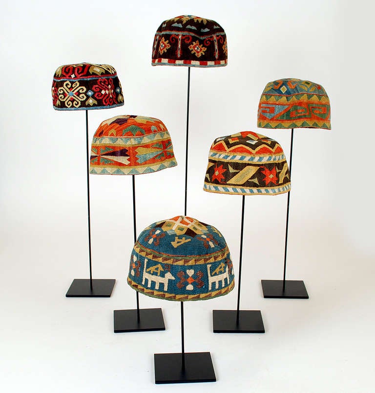 Arménien Collection de chapeaux caucasiens en vente