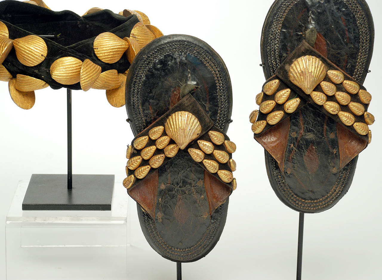 Mid-20th Century Rare Early 20th Century Royal Ashanti Crown and Sandals For Sale