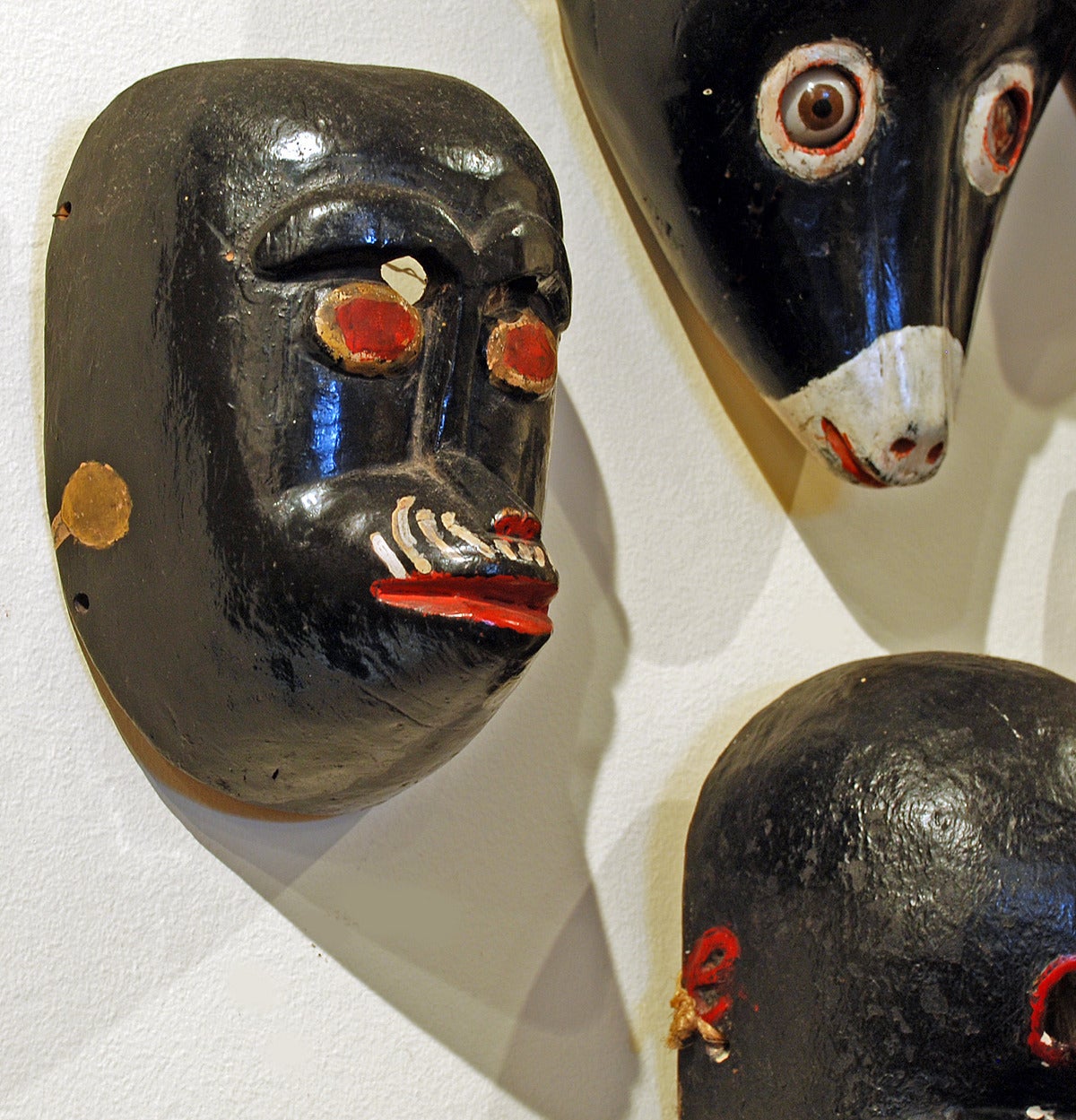 Superb Collection of 16 Antique Guatemalan Mico and Monkey Masks For Sale 4