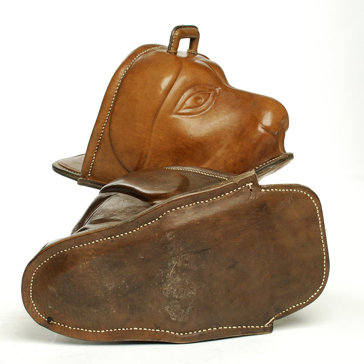 Rare, Original Luis Leopoldo Orando Hand Tooled Leather Stirrups In Excellent Condition For Sale In San Francisco, CA
