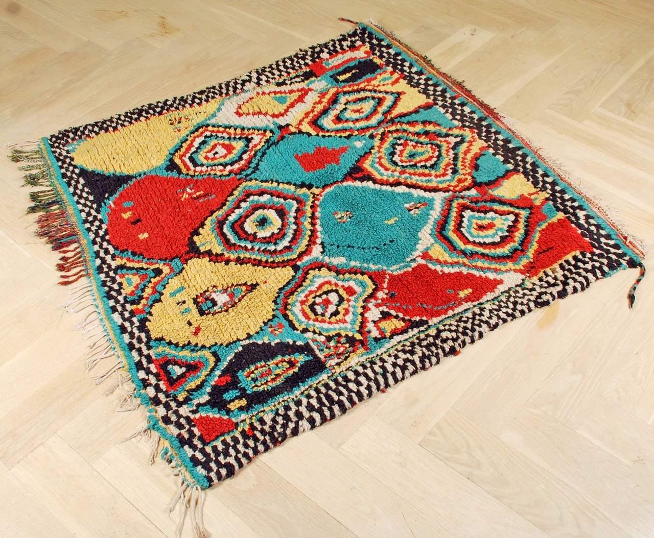 A Great Vintage Berber Azilal from Morocco In Excellent Condition For Sale In San Francisco, CA