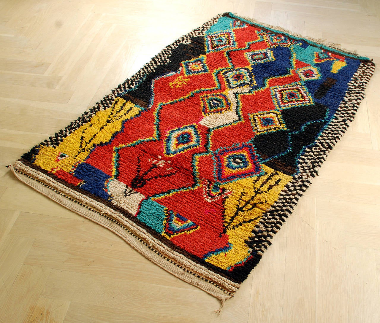 Stunning Moroccan Berber Azilal Rug For Sale 2