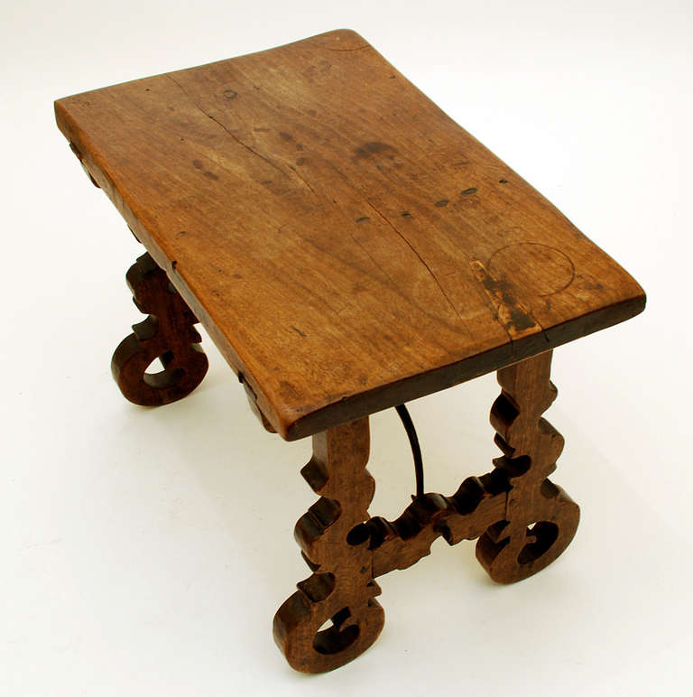 Spanish Baroque Period Miniature Walnut Side Table 4