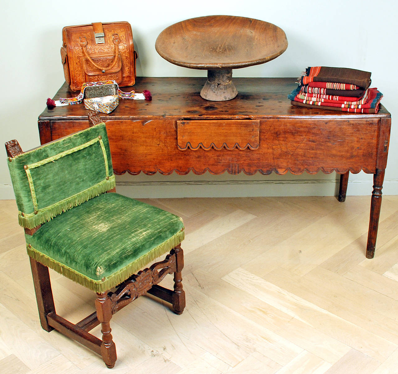 18th Century Mexican Red Cedar Vestment Table For Sale 5