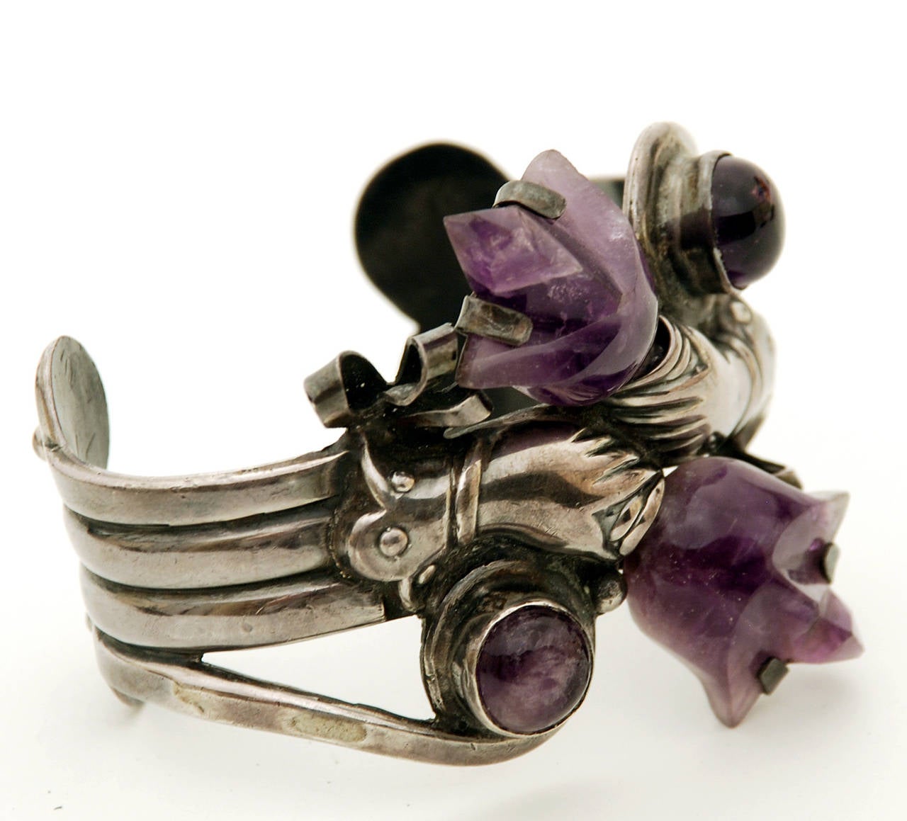 Mid-20th Century Vintage Mexican Silver and Amethyst Cuff Bracelet, circa 1940s For Sale