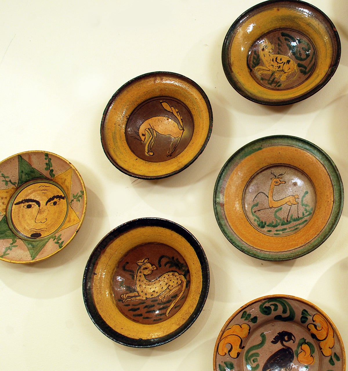 Collection of 21 Very Rare 19th Century Montiel Majolica Plates, Guatemala 1