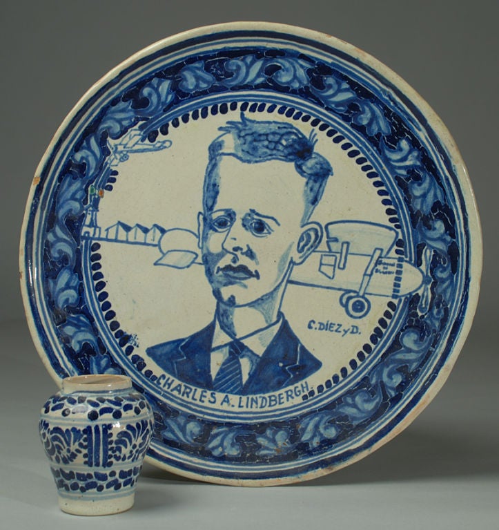 Antique Mexican Charles Lindbergh Commemorative Platter In Excellent Condition For Sale In San Francisco, CA