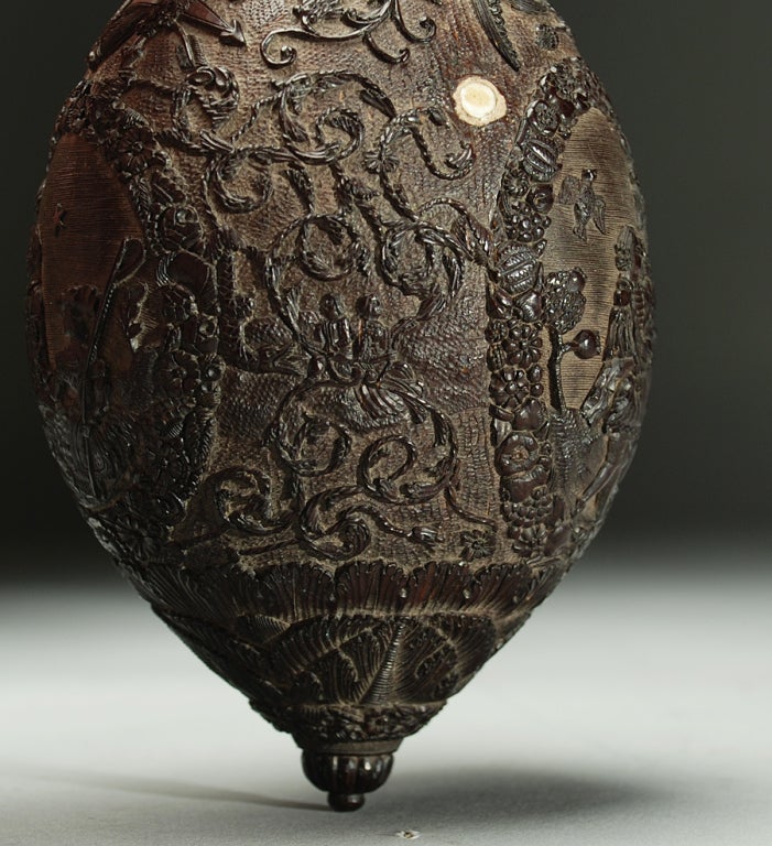 Outstanding 19th century Hand Carved Coconut Flask 6