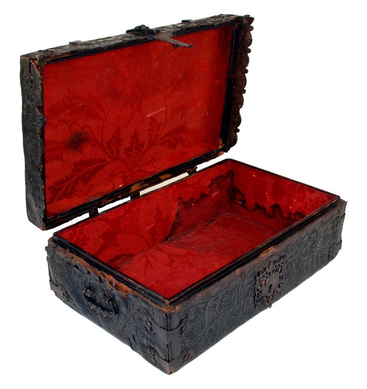 Rare 18th Century Spanish Colonial Embossed Leather Petaca Box 2