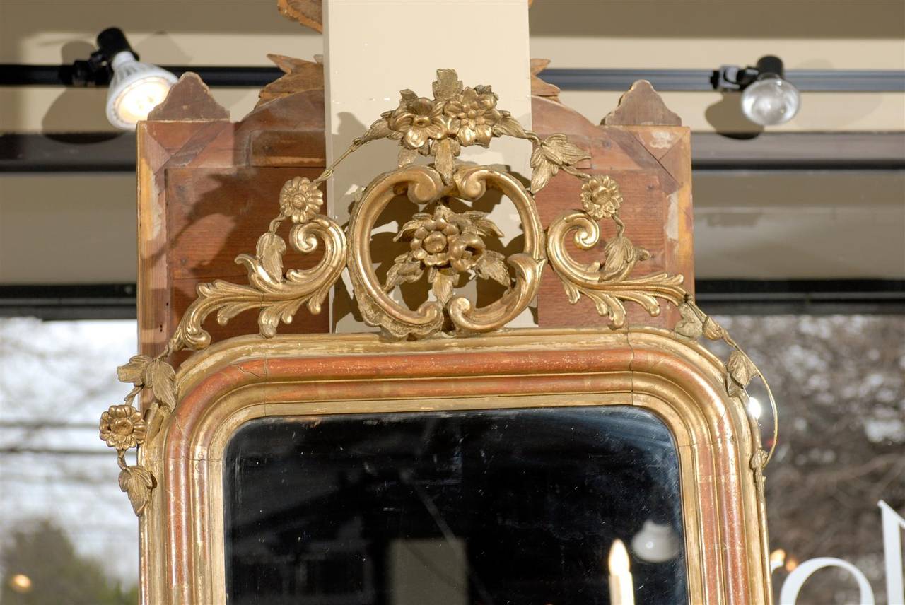 French Gilt Mirror with Crest 2